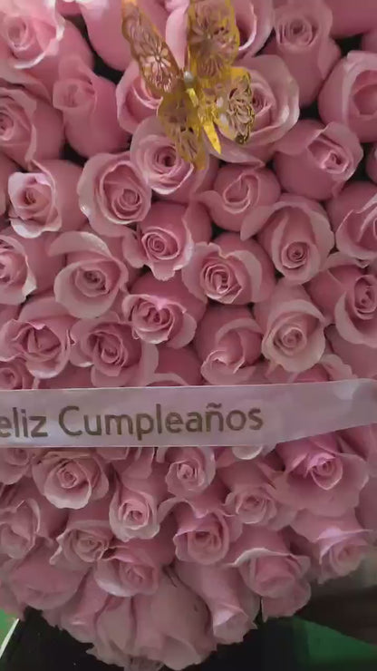 200 Roses Heart shaped